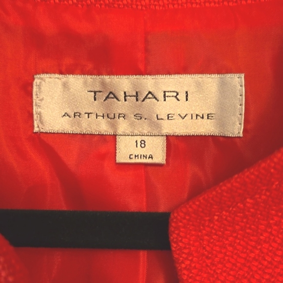 Tahari Jacket Blazer with 3/4 Sleeves 18 EUC - Picture 2 of 10